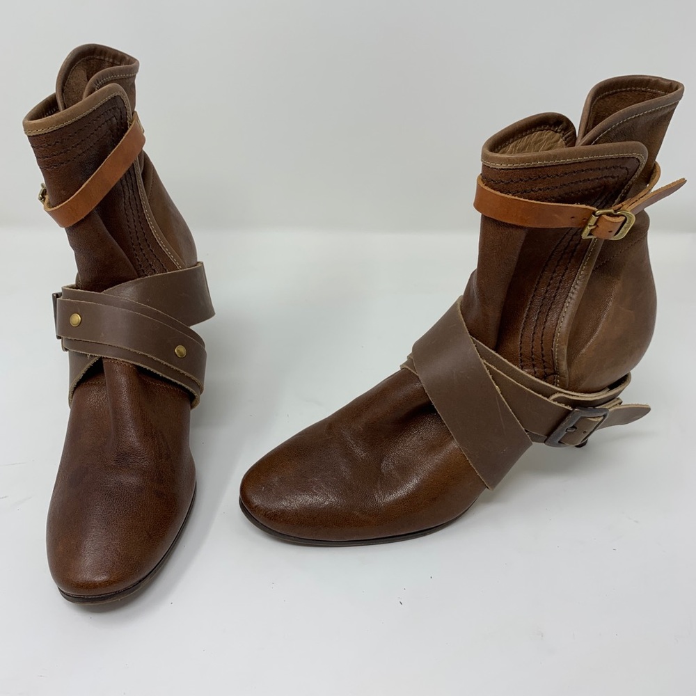 Chloe Brown Leather Ankle Booties Belt Detail Sz 7 - Picture 7 of 16